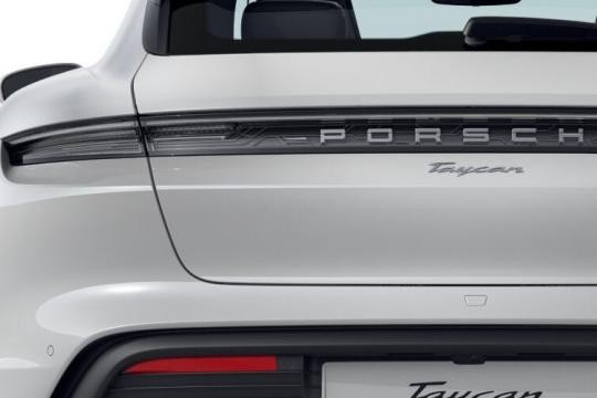 Porsche Taycan Cross Turismo Sport Turismo 300kW 89kWh RWD 5Seat