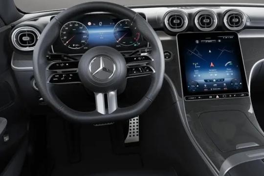 Mercedes C-Class Saloon C300 2.0 258ps AMG Line Premium Auto