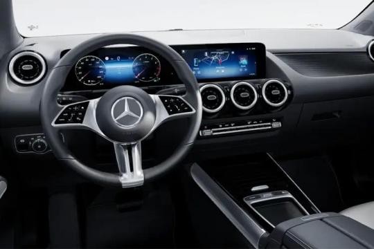 Mercedes GLA-Class Hatchback GLA200 5 Door 1.3 163 AMG Line Executive Auto
