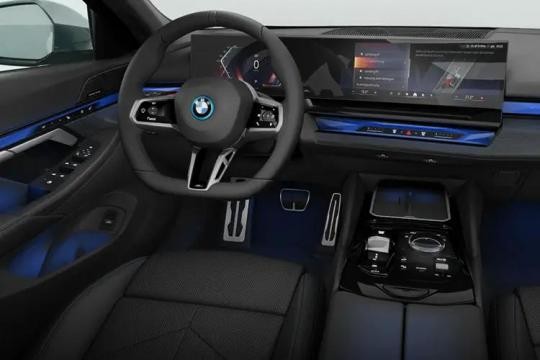 BMW i5 Saloon eDrive40 M Sport Comfort Plus 22kW Auto