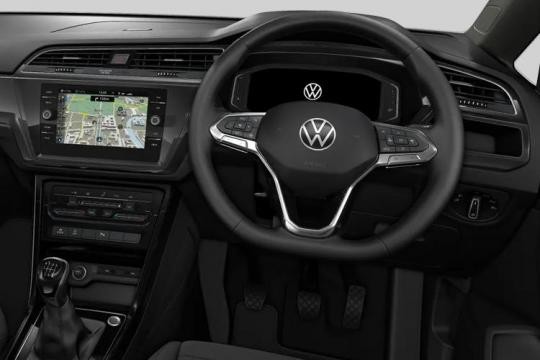 Volkswagen Touran Minivan 5 Door 1.5 TSI 150 Match