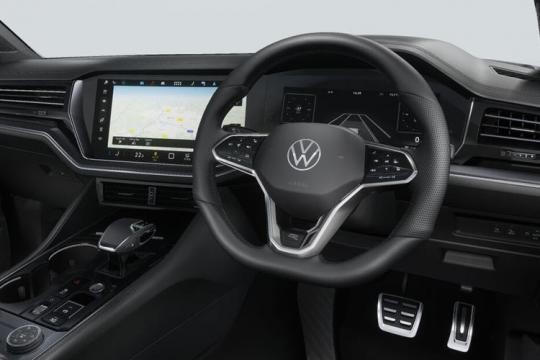 Volkswagen Touareg SUV 5 Door 3.0 TSI V6 SCR 340 Black Edition 4Motion